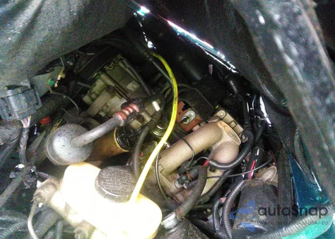 1992 Ford Ranger из США, поврежденный, VIN 1FTCR10A1NTA75989